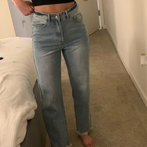 Fringed mom jeans